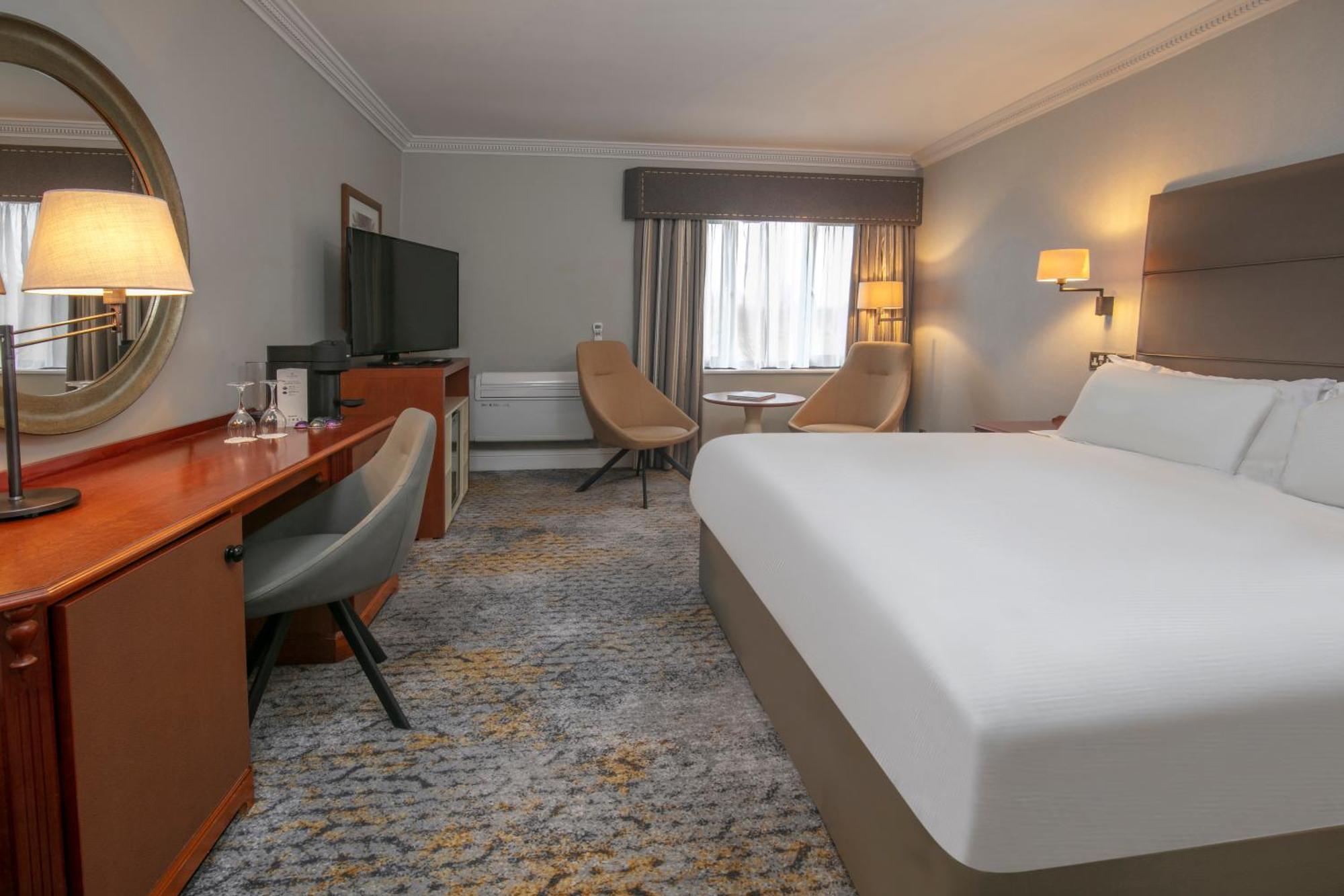Superior King Room,1706218757:JPEG